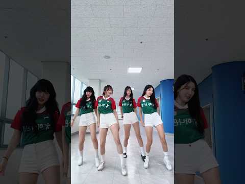진격의 치어리더 ? #진격의방탄 #진격의방탄챌린지