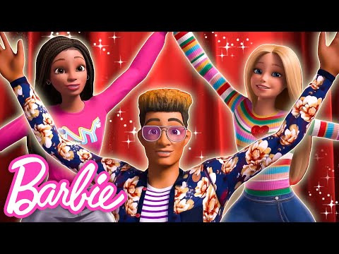 ¡En busca de inspiración para Halloween! 👻 | Barbie en Español