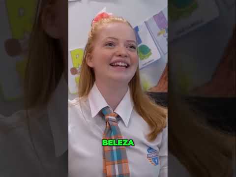 CABELO COLORIDO NA ESCOLA