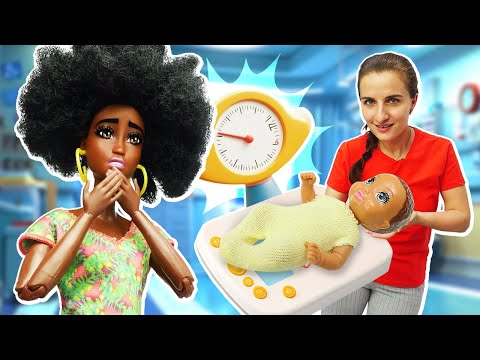 Barbie et Ken accueillent leur bébé !👧 Découvre le prénom surprise !