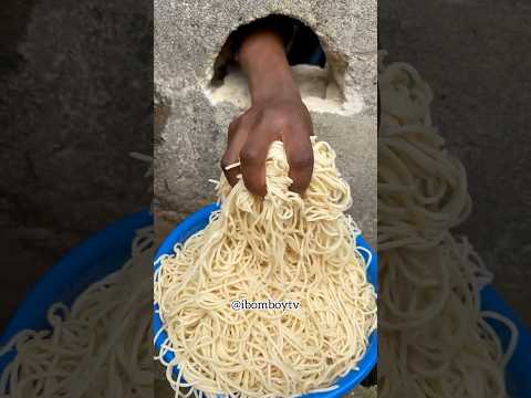 Spaghetti hole