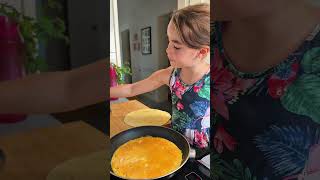 🌮 Tortilla din porumb cu cheddar 👌✨ #angelicasfamily #shorts