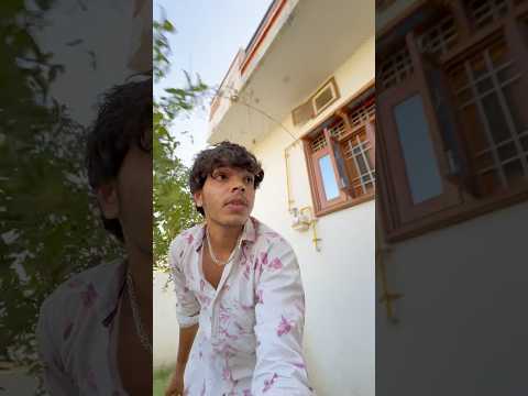 नंदी गार्डन में घुसकर अनार खाने।लगा। 🤪😜