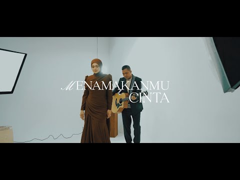 Dato' Sri Siti Nurhaliza, Ade Govinda - Menamakanmu Cinta (Official Lyric Video)