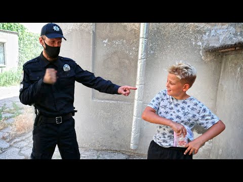 ПОЛИЦИЯ АРЕСТОВАЛА ШКОЛЬНИКА ПОТОМУ ЧТО ОН...