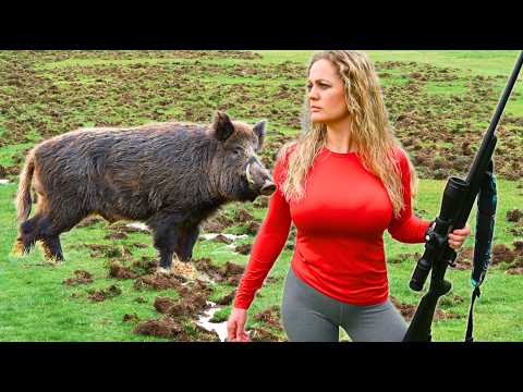 WILD HOG HUNTING QUEEN Takes Down a MONSTER Boar