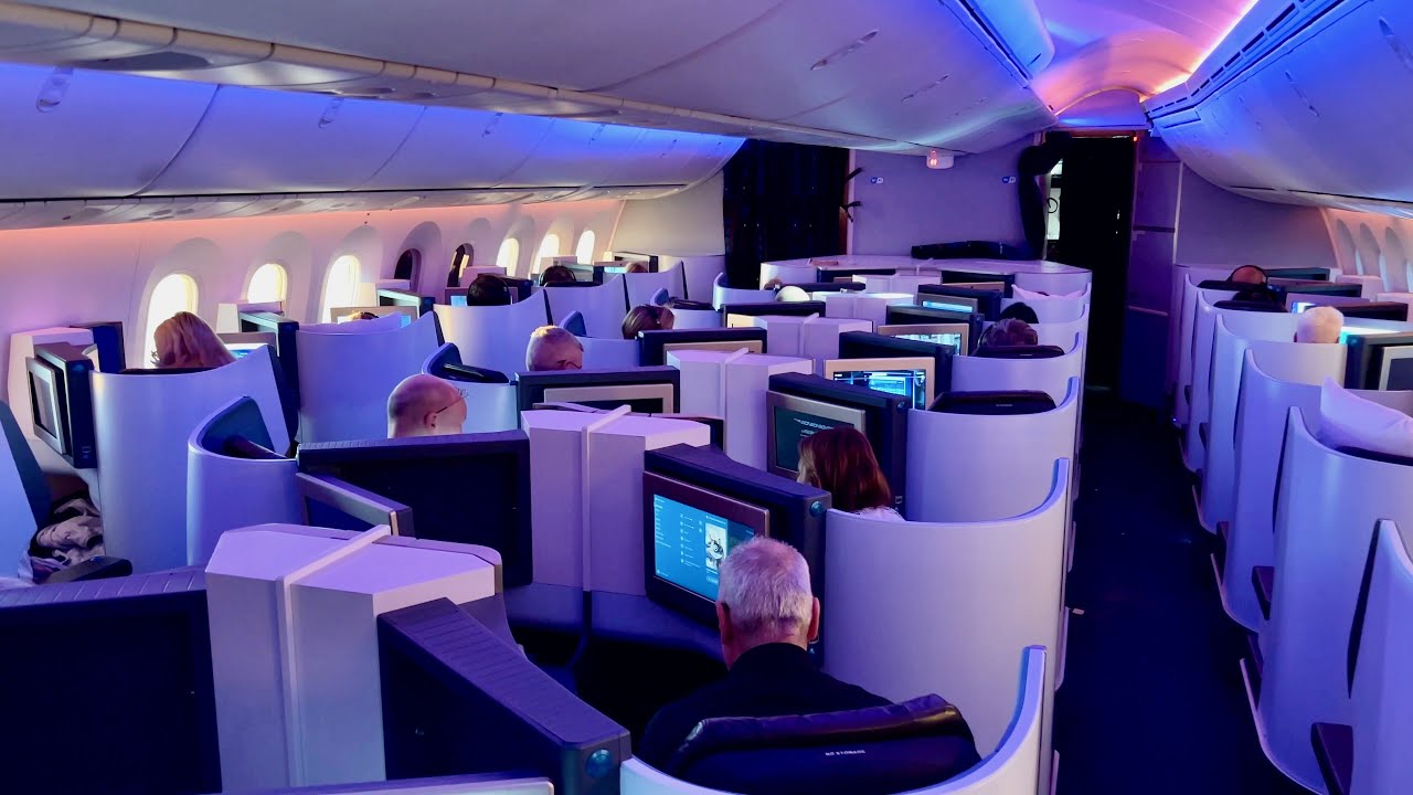 KLM Business Class Boeing 787 from Amsterdam to Cape Town (FABULOUS flight)