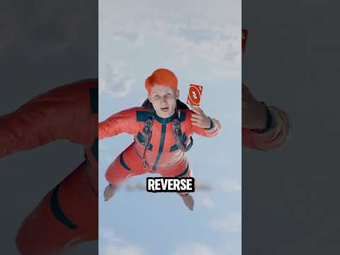 Il lui a fait un Uno Reverse en parachute ! 🤯 #shorts