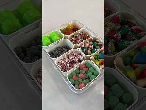 Christmas Candy ☃️ #christmas #candy #chocolate #snacks #asmrsounds #satisfying #viralvideos #fypシ゚