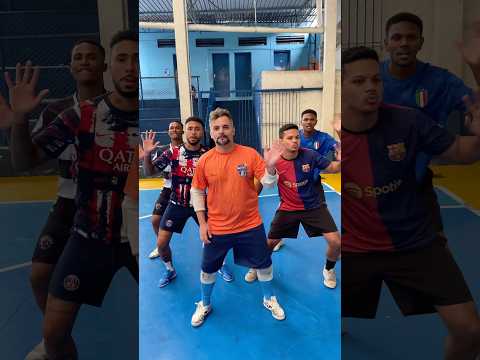 Quase de graça! 😂 #comedia #futebol #soccer