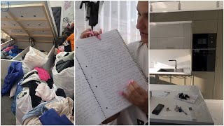 VLOG #23 | pakujem stvari i selim se + citam stari dnevnik o bivsem decku | prva reakcija na kuhinju