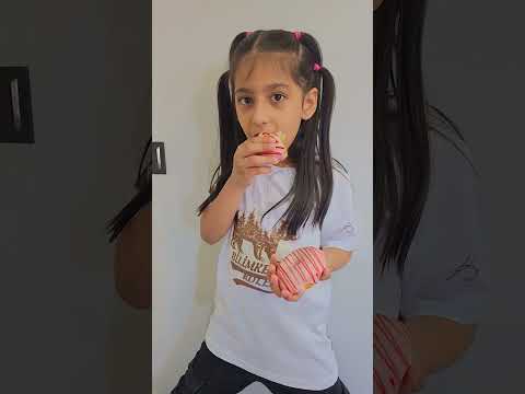 ليليان مين بتحب اكتر شي🤣