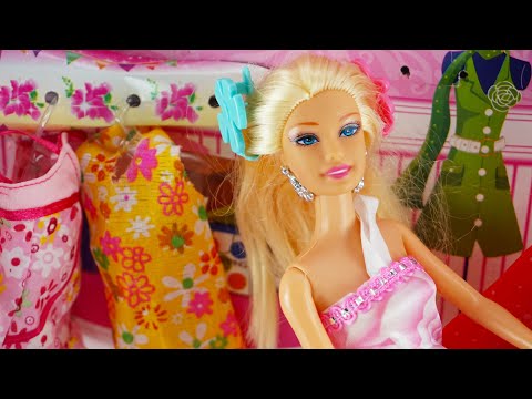 Girls toys! Barbie make up toys! Barbie make up Salon!