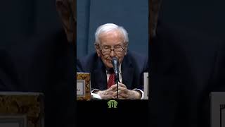 Warren Buffett on Bitcoin. 👀 #warrenbuffett #bitcoin #crypto