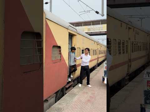 without ticket ( यात्रा ) 😂🚂 #comedy #funny #youtubeshorts #india