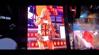 Guns n Roses - Sweet child of mine feat Carrie underwood at The Tottenham Hotspur Stadium 01/07/2022