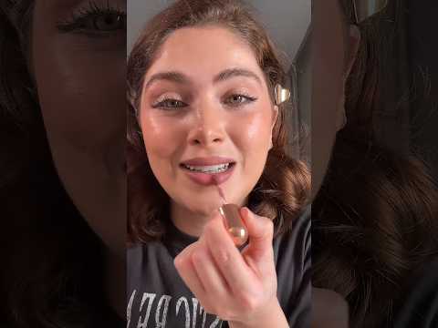 رسم الشفة على طريقة هدى بيوتي😍❤️