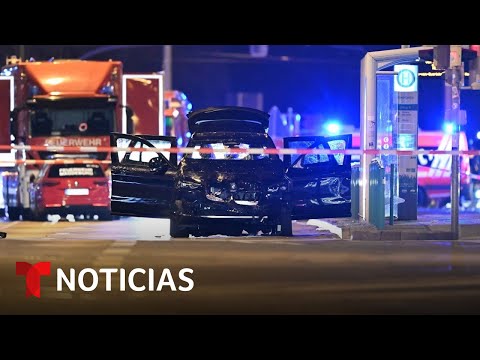 Autoridades investigan al conductor que embistió a una multitud en mercado | Noticias Telemundo