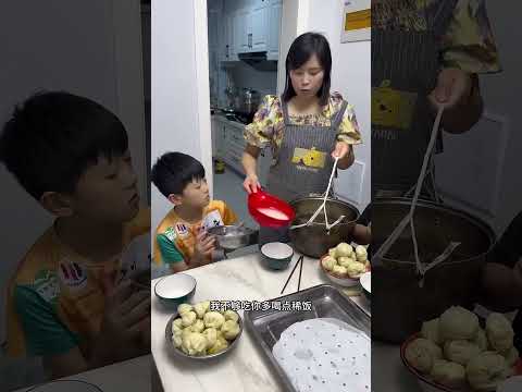 I had to let a few old watches stay for a few days  I ate so many steamed buns in one meal