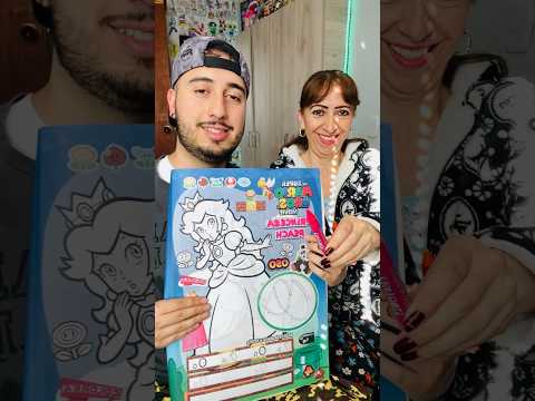 Mamá pinta a princesita Peach de Mario #shorts #mario