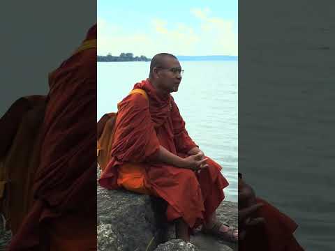 សូមថ្វាយបង្គំលានិងចម្រើនពរលាចាកសិក្ខាបទ ( សឹក ) វត្តស្វីសខេមរារាម ប្រទេសស្វីស 5,7,2025