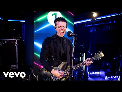YUNGBLUD - Bitter Sweet Symphony (The Verve cover) in the Live Lounge