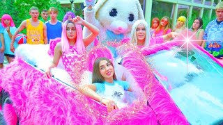 DIANA VE BUNNY🐰 Kızları, Taşra Evine Yeni Glamur Araba Getirdi 🚗✨