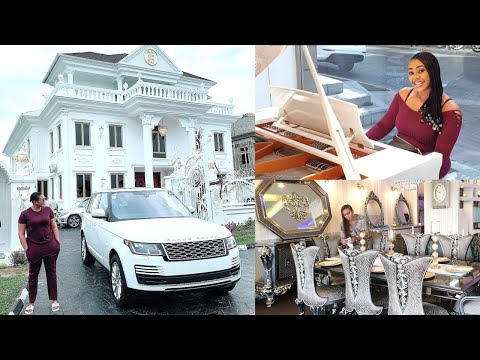 Meet Nigerian Woman Richer Than Wizkid, Davido, Dangote and Burna Boy Combined.