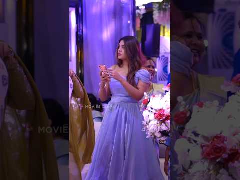 ഫോട്ടോ എടുക്കാൻ ഗബ്രിയെ കാണാതെ തിരയുന്ന ജാസു 😍 Gabri Sister Engagement #jasmin #norah #nandhana