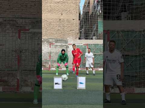 Van Dijk takes on the penalty challenge wearing crazy shoes vs Mbappé and Alisson 😳🔥