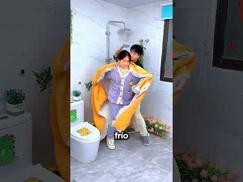 Ella No Quería Bañarse y Él Hizo Esto 😢🧼