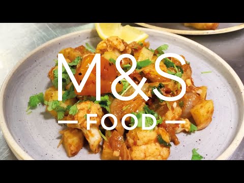Chris' Speedy Potato and Cauliflower Curry | M&S FOOD