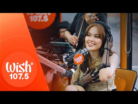 Frizzle Anne performs "Kuhang-kuha" LIVE on Wish 107.5 Bus