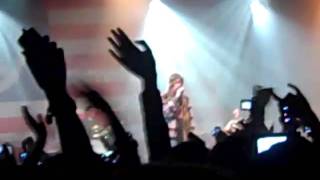NEVERSHOUTNEVER TROUBLE LIVE