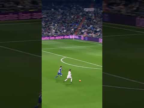 How did Ronaldo Score this Super Goal While Being Offside?