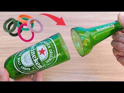 I never thought it would be so easy to cut a glass bottle with a hair elastic! incredible