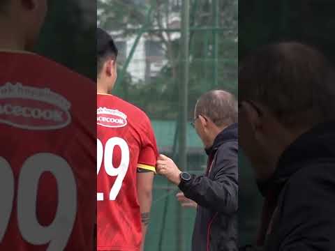 Thầy Park "kèm" rát quá!!! #short
