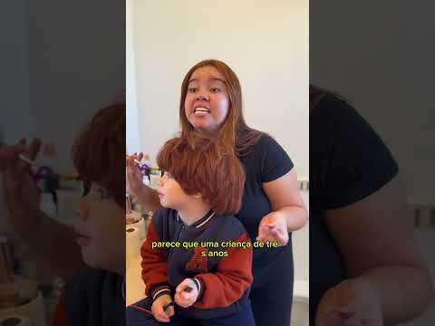 Comecei a cortar o cabelo dele mas ele quiz apostar uma corrida