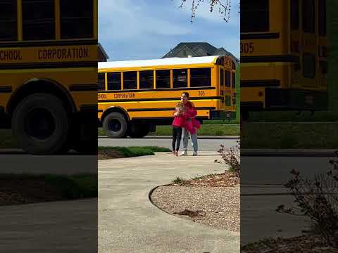How could she do that to her big sister? What a little stinker! Good thing she hugged her off camera