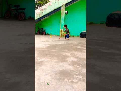 #surajacter#love#cricket video trending#parktees krta huya chota Bachcha cricket video taimur Ali#