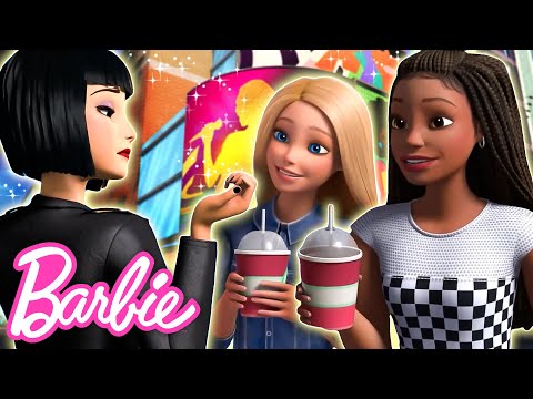 ¿SE CONVERTIRÁ BARBIE EN POPSTAR? ⭐️ | Barbie It Takes Two En Español Latino