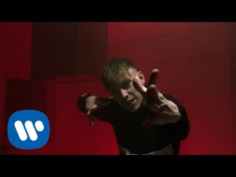 Maniak feat. Protiva - Kruhy pod očima (prod. Czech Strings) Official Video