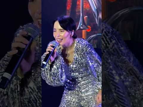 un puño de tierra majo aguilar 3/4