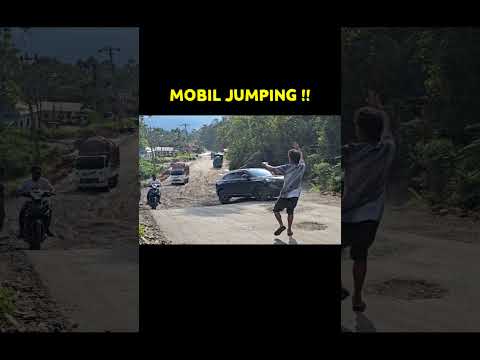 Mobil Jumping Di Tanjakan !!