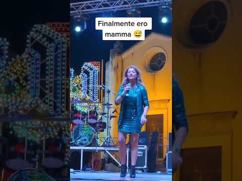 "Con una botta, ne ho fatti due di figli"😅 Valentina Persia