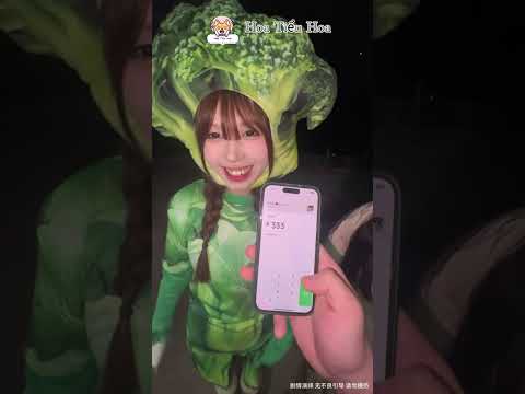 Cách cho tiền 2 ẻm người yêu cũ|Hoa Tiểu Hoa|#shorts #funny #tiktok #haihuoc