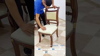 Salle a manger royale 8 chaises en bois hêtre disponible chez Meuble De Confiance😍🤎