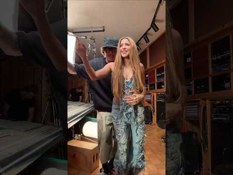 Beele y Shakira juntos 😱