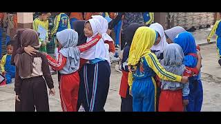 Aqila Zaskia F Kelas Satu SDN Cikahuripan Sedang Olah Raga