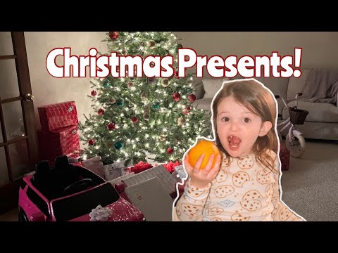 WHAT WE GOT FOR CHRISTMAS FROM SANTA!!! Addi & Ava opening funny presents!